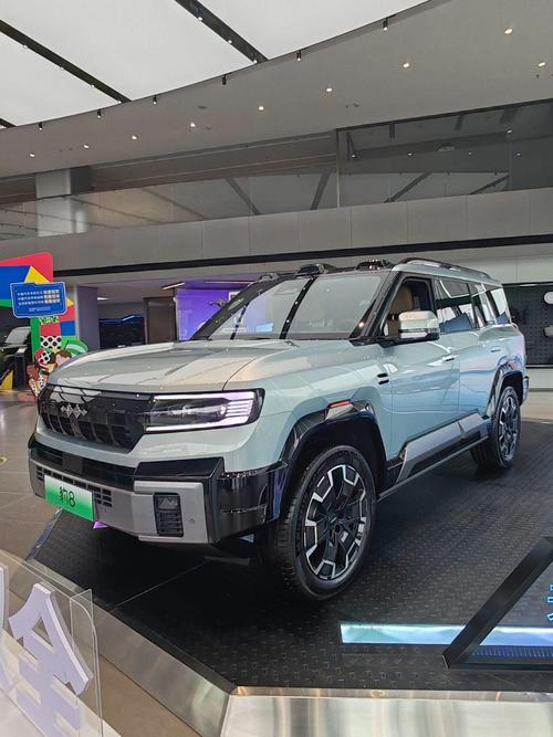 东莞311比亚迪方程豹硬派越野的爆款，英菲尼迪35周年与你共成长